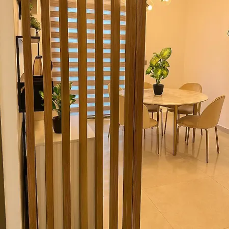 Elegant Ephesus - Hadrian Selcuk