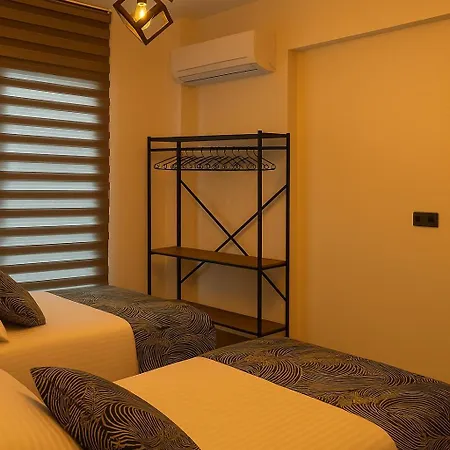 Elegant Ephesus - Hadrian Selçuk