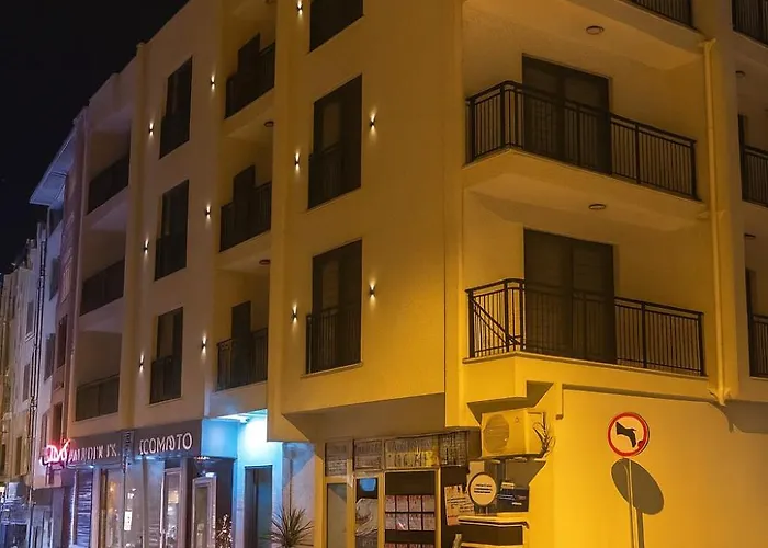 Elegant Ephesus - Hadrian *